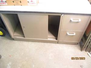 lot 191 image: Sturdy Metal based office credenza ...