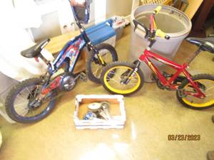 lot 204 image: (2) Boys Huffy bicycles. First bike...