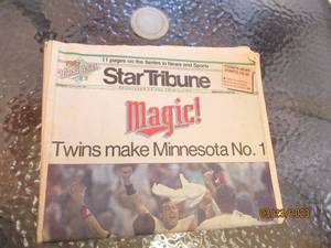 lot 209 image: Complete Monday, October 26, 1987 S...