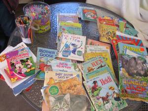 lot 222 image: Huge Assortment Vintage Children di...