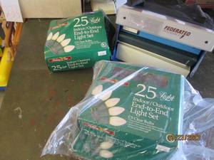 lot 237 image: 3-boxes of indoor - outdoor end-to-...