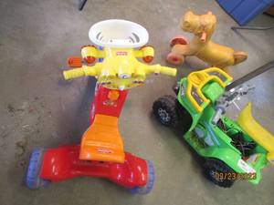 lot 248 image: Vintage childs ride on horse, Dora...