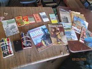 lot 266 image: Variety of vintage farm journal mag...