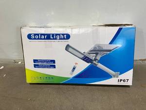 lot 46 image: LEDMO Solar LED Street Light