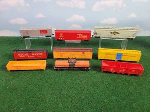 lot 538 image: (9) Assorted HO Scale Rail Cars