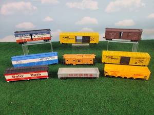 lot 540 image: (9) Assorted HO Scale Rail Cars