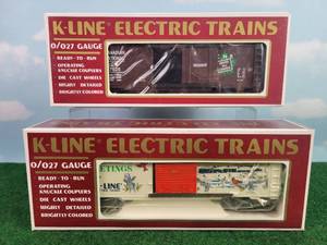 lot 557 image: (2) K-Line OO27 Scale Freight Rail Cars Canadian National Reefer & KCC Christmas Collector Boxcar