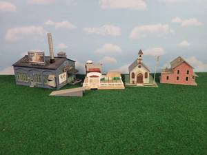 lot 563 image: (4) HO Scale Plastic Buildings