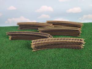 lot 586 image: (50) 9 Brass 18 Radius Curve HO Scale Track Sections