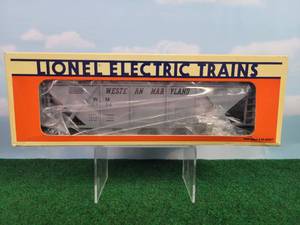 lot 628 image: LIONEL O Scale Western Maryland Covered Hopper Model 6-16424 Rail Car