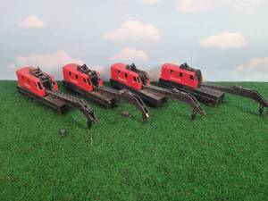 lot 629 image: (4) HO Scale Santa Fe Crane Rail Cars