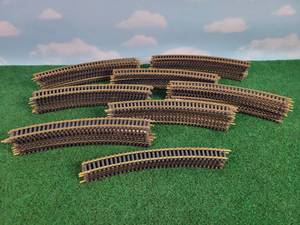 lot 654 image: (75) 9 Brass 18 Radius Curve HO Scale Track Sections