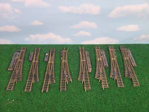 lot 688 image: (8) Brass HO Scale Switches - Includes (4) LH & (4) RH