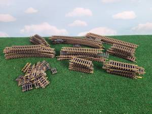 lot 693 image: (90) Brass HO Scale Track Sections - Sizes from 9 to 1