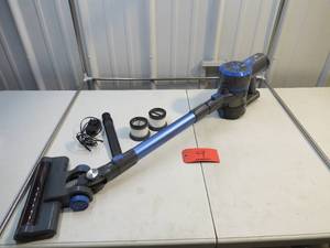 EIOEIR Cordless Stick Vacuum Cleaner - Model HC-20G - Damaged Cannister Hinge