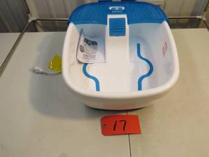 HoMedics Bubble Bliss Deluxe Foot Spa with Heat Massaging Arch, 3 Acupressure Attachments