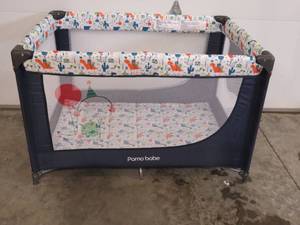 Pamo babe Pack and Play - Model P901
