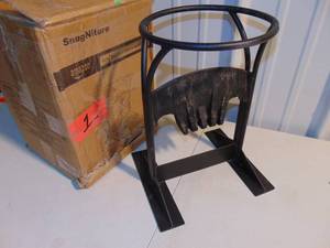SnugNiture Firewood Kindling Splitter