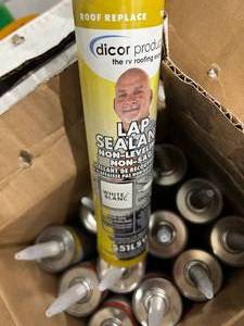 lot 17 image: ASSORTED CAMPERTRAILER SEALANT