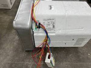 lot 31 image: 6GAL WATER HEATER FOR CAMPERTRAILER