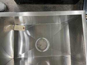 lot 54 image: STAINLESS STEEL SINK FOR CAMPERTRAILER