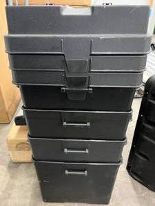 lot 64 image: SINGLE BATTERY UTILITY BOXES