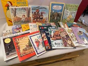 lot 68 image: Lot of Adorable Childrens Books
