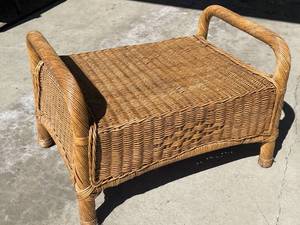 lot 190 image: Vintage Wicker Stool