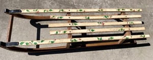 lot 191 image: Hand Painted Vintage Wooden Sled with Metal Rails