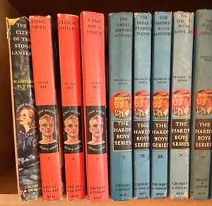lot 94 image: Variety of Vintage Books including Vintage Hardy Boys Books