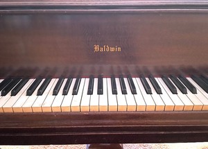 lot 1 image: Vintage Baldwin Grand Piano