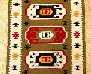 lot 121 image: Vintage Turkish Kilim Rug