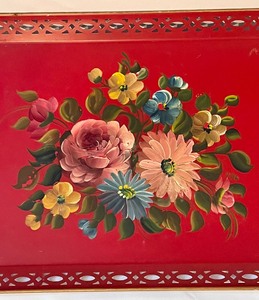 lot 117 image: Large Vintage Hand Painted Metal Tray
