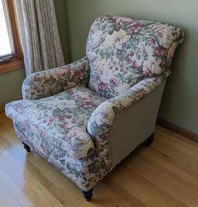 lot 37 image: Floral Upholstered Armchair