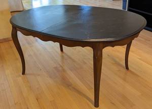 lot 42 image: Drexel Wood Dining Table