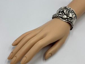 lot 141 image: Stunning Artisan Created Sterling Cuff Bracelet