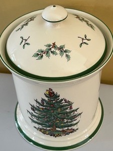 lot 168 image: Spode Christmas Tree Canister