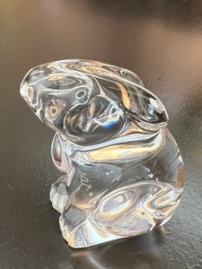 lot 163 image: Baccarat Rabbit Figurine