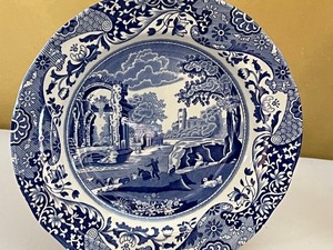 lot 174 image: Four Spode Italian Salad Plates