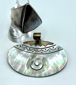 lot 216 image: Mother of Pearl Pendant and Mother of Pearl Ring by Maria Howell
