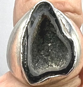 lot 207 image: Geode and Silver Ring