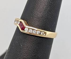 lot 284 image: 14k Band with Ruby and Diamond Chips