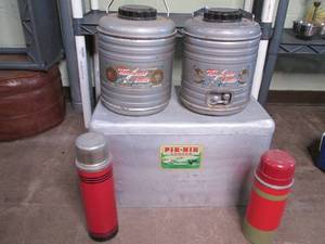 Lot of vintage coolers and drink di...