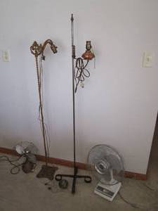 2 Vintage lamps and 2 fans...