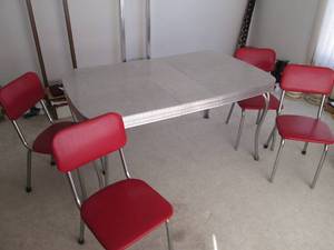 Retro dining table with a leaf...