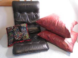 Oversized pillows, chair cushion...