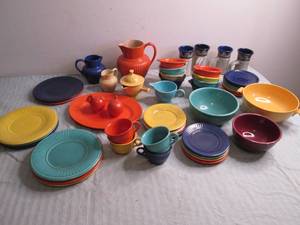 Colorful dish serving set...