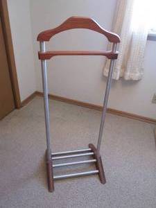 Gentlemans clothing rack...