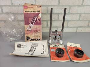 lot 555 image: Craftsman Precision Drill Guide - Model 11224  (2) 1-18 Hole Saws
