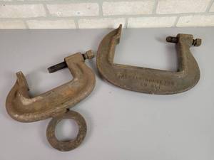 lot 586 image: (2) Heavy Service Bridge Clamps - 8 and 5